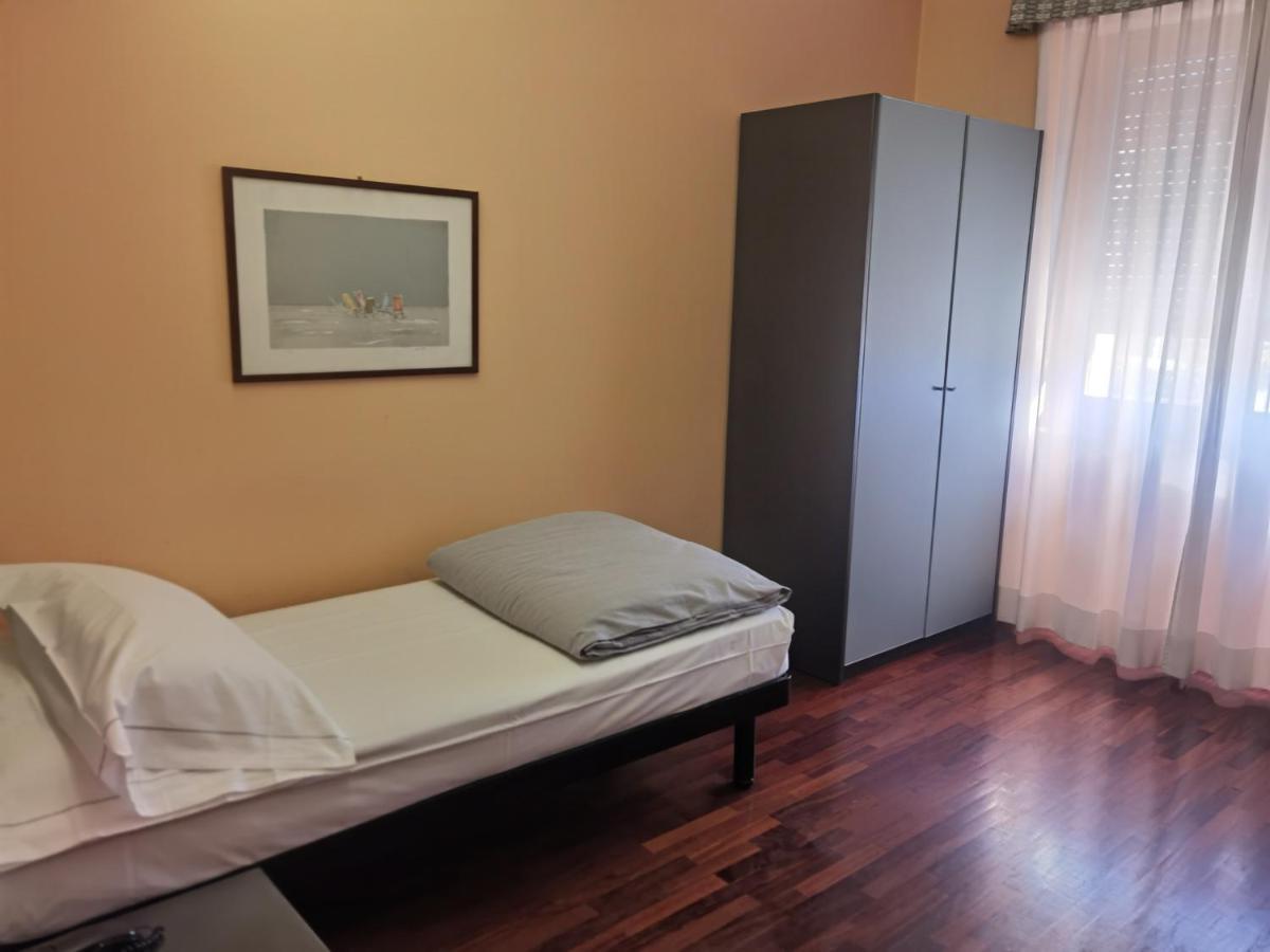 Hotel Vittoria Sondrio Luaran gambar